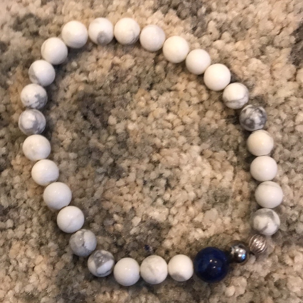 Set of four meditation bracelets - Picture 4 of 6